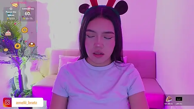 Snapshot of Ameliiaa_tay chatting on November 23, 11:43 am Ameliiaa tay online show from November 23, 11:43 am