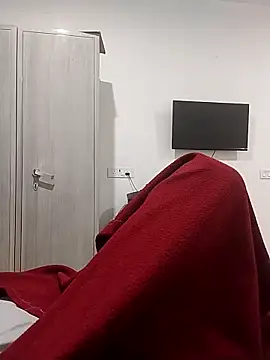 themasklover online show from March 3, 4:46 pm