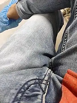 themasklover online show from April 9, 7:58 am