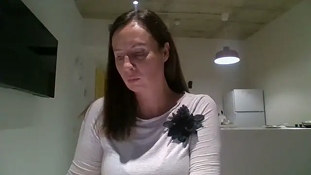 ALICAINWONDERLAND online show from October 12, 4:06 pm