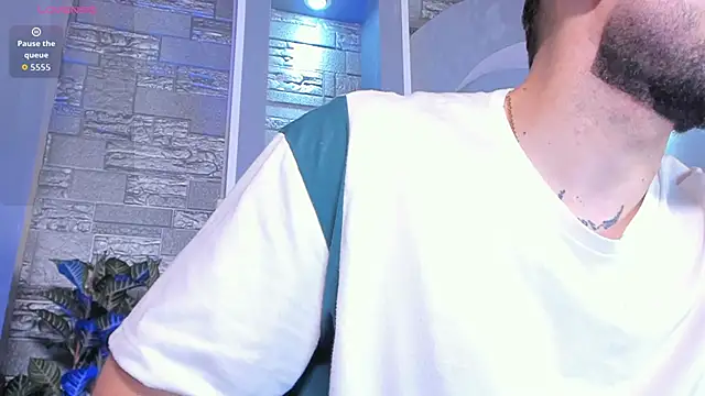 Snapshot of dominic_de_luca chatting on May 9, 4:39 am dominic de luca online show from May 9, 4:39 am