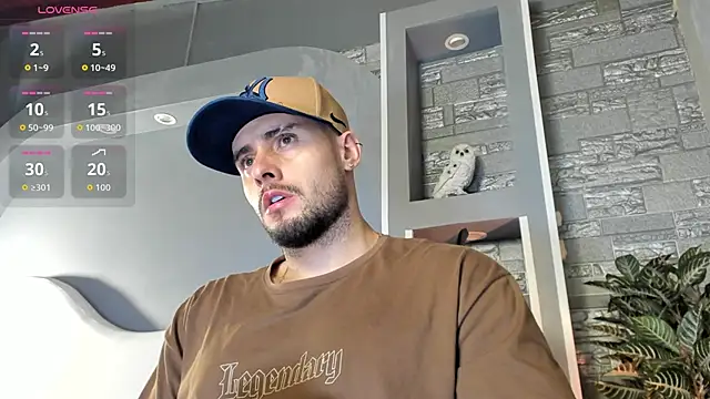 Snapshot of dominic_de_luca chatting on June 10, 2:01 am dominic de luca online show from June 10, 2:01 am