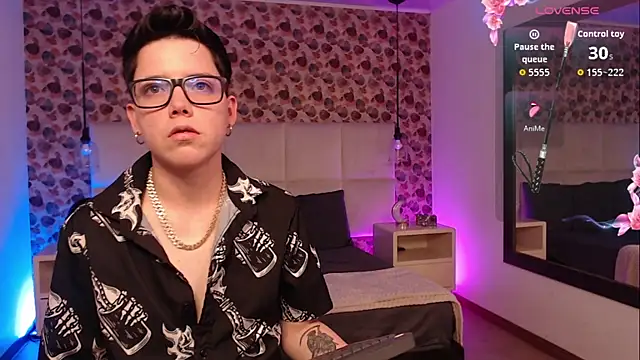 SpencerMontgomery online show from September 29, 8:35 pm