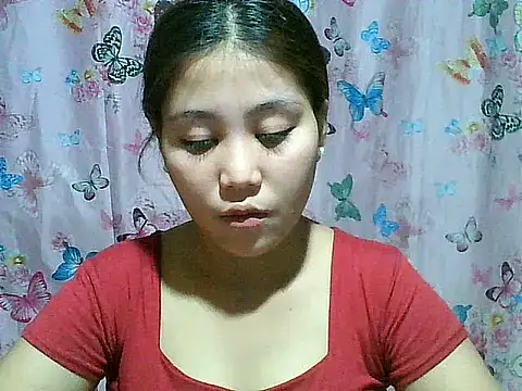 Snapshot of SexyAsianPussy4u chatting on June 15, 6:04 am SexyAsianPussy4u online show from June 15, 6:04 am