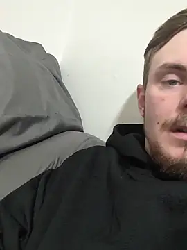 Snapshot of youngblondetwink chatting on December 2, 10:31 am youngblondetwink online show from December 2, 10:31 am