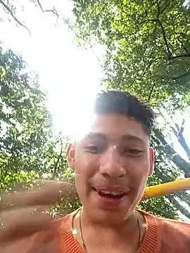 elfernh online show from October 5, 5:55 pm