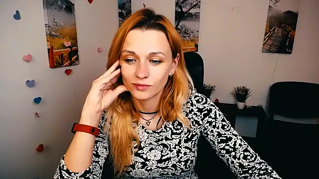 Snapshot of PeppyMia chatting on November 13, 10:41 pm PeppyMia online show from November 13, 10:41 pm