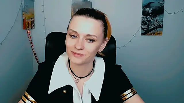 PeppyMia online show from April 21, 7:50 pm