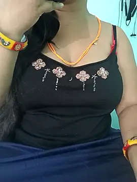 Snapshot of Anjali-bhabhi chatting on September 15, 7:08 am Anjali-bhabhi online show from September 15, 7:08 am