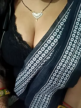 Snapshot of Anjali-bhabhi chatting on October 13, 7:25 pm Anjali-bhabhi online show from October 13, 7:25 pm