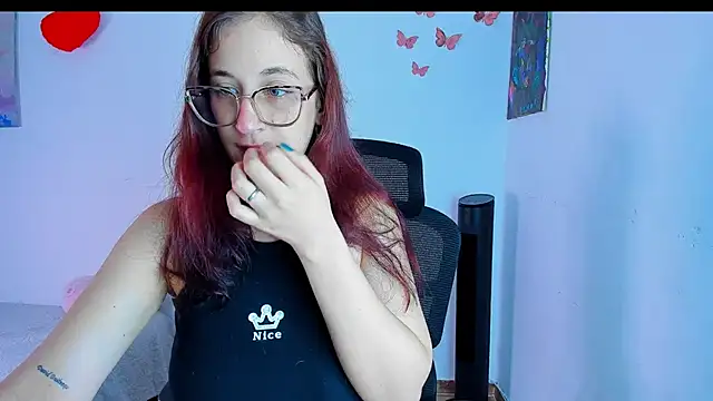 Laura Ivy online show from July 1, 1:13 pm