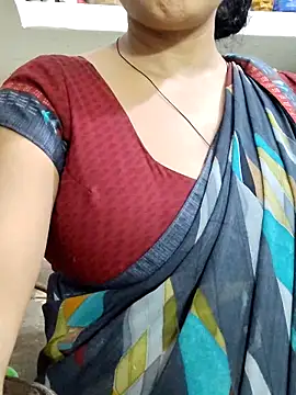 Snapshot of spicysuhana chatting on June 21, 3:03 pm spicysuhana online show from June 21, 3:03 pm