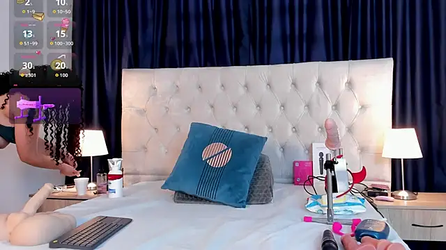 cristhi esterling online show from November 20, 12:16 pm