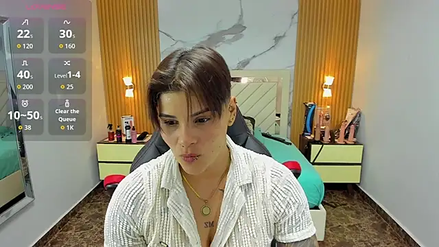 Snapshot of KAROLLJONES1 chatting on October 25, 7:41 pm KAROLLJONES1 online show from October 25, 7:41 pm