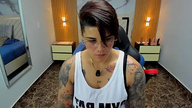 KAROLLJONES1 online show from March 21, 12:32 pm