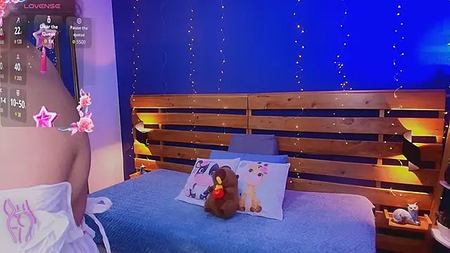 Snapshot of ambar_lover chatting on October 14, 7:25 pm ambar lover online show from October 14, 7:25 pm