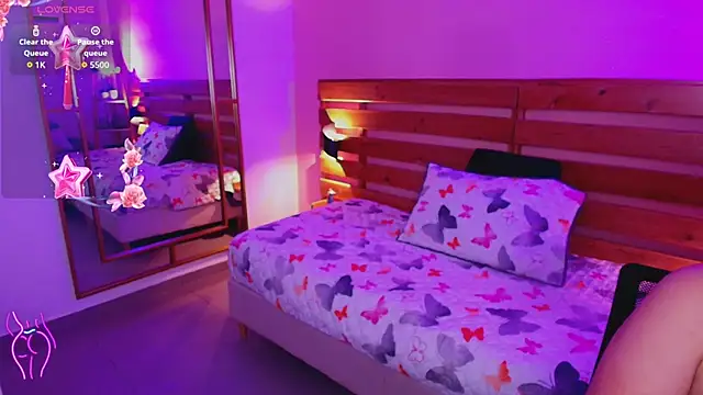 Snapshot of ambar_lover chatting on November 7, 7:36 pm ambar lover online show from November 7, 7:36 pm