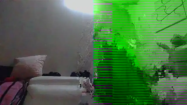 Snapshot of Barbie2359 chatting on October 30, 4:14 am Barbie2359 online show from October 30, 4:14 am