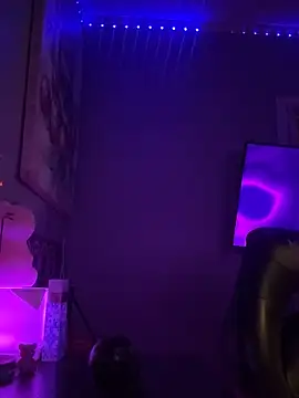 Snapshot of goddessmissmia chatting on October 1, 5:46 am goddessmissmia online show from October 1, 5:46 am