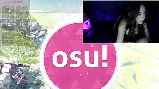 Snapshot of goddessmissmia chatting on October 20, 9:04 pm goddessmissmia online show from October 20, 9:04 pm