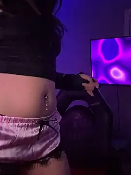 Snapshot of goddessmissmia chatting on October 21, 7:25 pm goddessmissmia online show from October 21, 7:25 pm