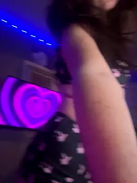 Snapshot of goddessmissmia chatting on October 24, 6:43 am goddessmissmia online show from October 24, 6:43 am