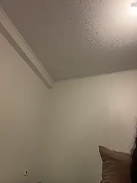 princesaliay online show from April 18, 11:03 am