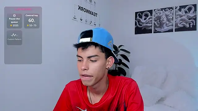 Snapshot of Room_69x chatting on November 30, 5:06 pm Room 69x online show from November 30, 5:06 pm