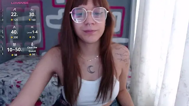 Snapshot of zara_erotik chatting on September 19, 11:33 am zara erotik online show from September 19, 11:33 am