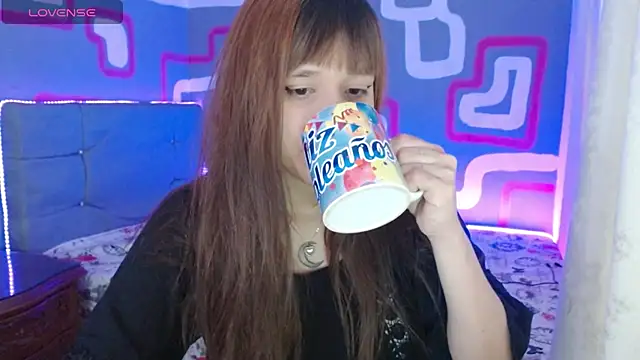 Snapshot of zara_erotik chatting on September 27, 11:37 am zara erotik online show from September 27, 11:37 am