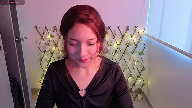 Snapshot of genet_ chatting on December 19, 9:33 pm genet online show from December 19, 9:33 pm