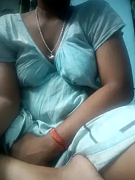 satisfiedgirl4 online show from October 15, 11:05 pm