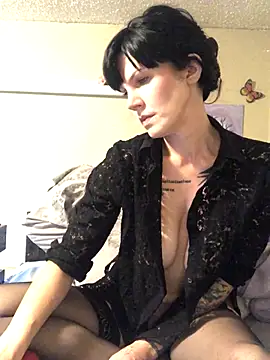 mzz lillypillxoxo online show from October 11, 2:59 pm