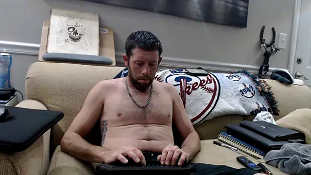 Snapshot of JM71325 chatting on May 5, 4:42 am JM71325 online show from May 5, 4:42 am