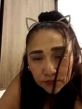 linda luna29 online show from March 22, 5:55 am