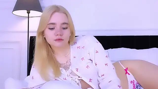 ANNABELLE LU online show from October 23, 5:18 am