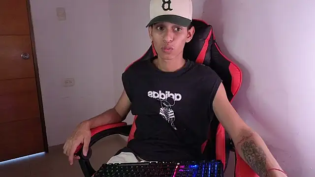 sung yol online show from April 24, 8:33 pm