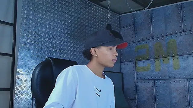 AlanCutee online show from September 28, 11:48 am