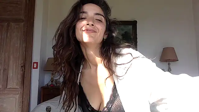 venuslibre online show from September 29, 12:10 pm