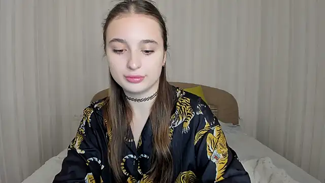 Snapshot of Daria_de_luxe chatting on October 9, 2:04 pm Daria de luxe online show from October 9, 2:04 pm