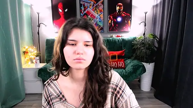 Snapshot of AnoraDark chatting on January 14, 6:46 pm AnoraDark online show from January 14, 6:46 pm