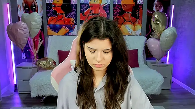 Snapshot of AnoraDark chatting on February 24, 6:28 pm AnoraDark online show from February 24, 6:28 pm