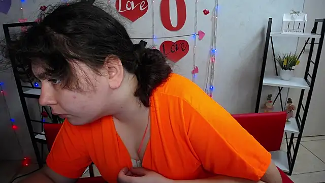 Snapshot of NeonilaLisova chatting on September 11, 5:18 am NeonilaLisova online show from September 11, 5:18 am