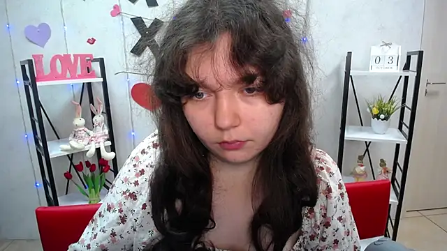 Snapshot of NeonilaLisova chatting on October 4, 5:16 am NeonilaLisova online show from October 4, 5:16 am