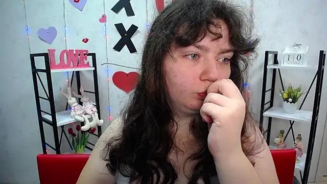 Snapshot of NeonilaLisova chatting on October 11, 5:17 am NeonilaLisova online show from October 11, 5:17 am