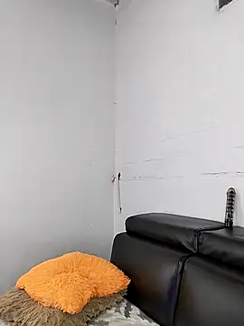 Nahomy cm online show from October 7, 7:44 pm