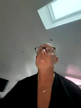 philefc online show from December 3, 3:43 pm