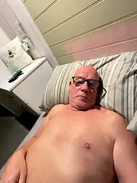 Snapshot of philefc chatting on January 7, 9:50 pm philefc online show from January 7, 9:50 pm