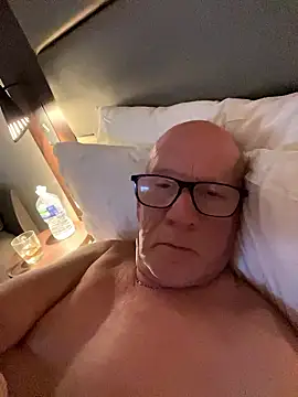 Snapshot of philefc chatting on January 9, 9:49 pm philefc online show from January 9, 9:49 pm