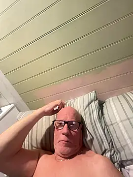 Snapshot of philefc chatting on January 10, 9:30 pm philefc online show from January 10, 9:30 pm